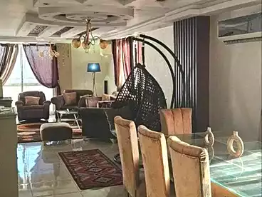 شقق للبيع - 3 غرف - بالدور 12