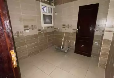Apartments For sale - 3 rooms - floor 1