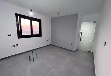 مقر إداري للإيجار - 2 غرف - بالدور 4