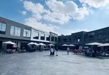 Hypermarket For rent