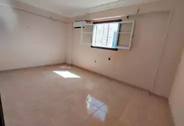 undefined undefined - 2 rooms - floor 13