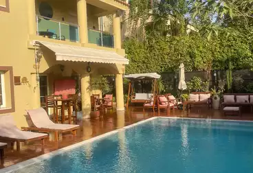 فيلا منفصلة للبيع - 5 غرف