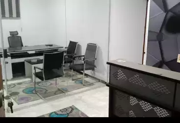 إداري للإيجار - 2 غرف - بالدور 1