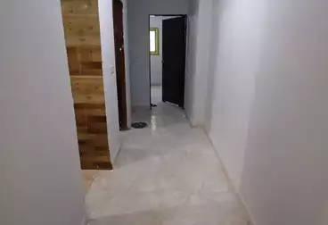 شقق للإيجار - 2 غرف - بالدور 1