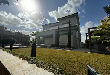 فيلا منفصلة للإيجار - 5 غرف