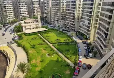 Apartments For sale - 2 rooms - floor 7