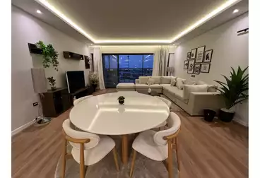 شقق للإيجار - 2 غرف - بالدور 1