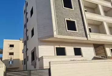 عقارات للبيع - 4 غرف - بالدور 0