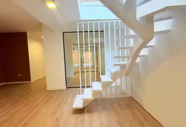 Administrative For rent - 8 rooms - floor 0