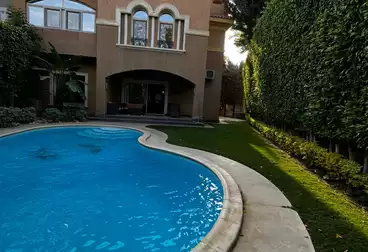 توين هاوس للبيع - 5 غرف