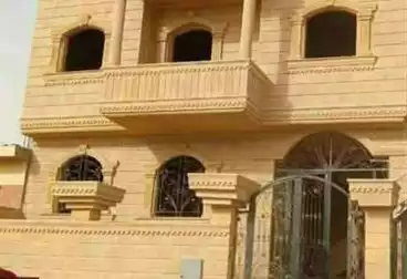 House / Home For sale - 3 rooms