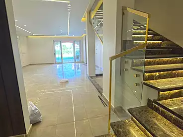 عقارات للإيجار - 5 غرف
