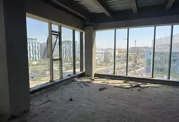 مكاتب للإيجار - 2 غرف - بالدور 2