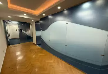 مكاتب للإيجار - 6 غرف - بالدور 0