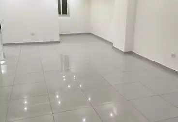 إداري للإيجار - 4 غرف - بالدور 3