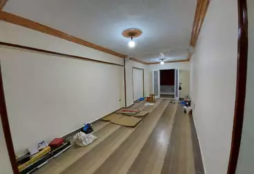 Apartments For sale - 2 rooms - floor 1