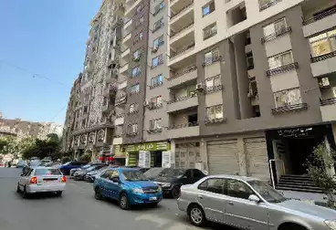 Shops For sale - floor 1