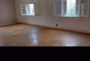 Apartments For sale - 3 rooms - floor 4