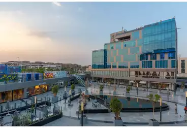 مكاتب للبيع - 2 غرف - بالدور 2