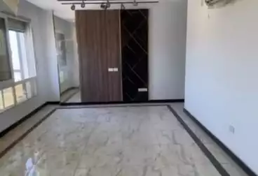Apartments For sale - 2 rooms - floor 5