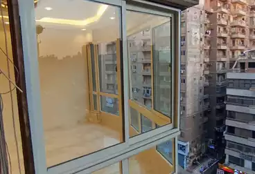 شقق للبيع - 3 غرف - بالدور 7