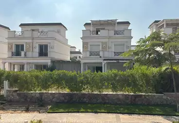 Properties For sale - 5 rooms