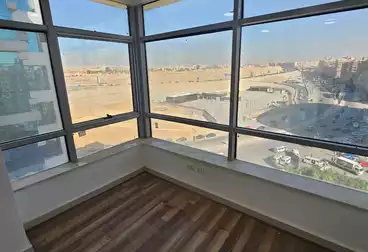 إداري للإيجار - 2 غرف - بالدور 8