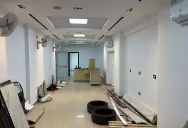 Commercial For sale - floor 0