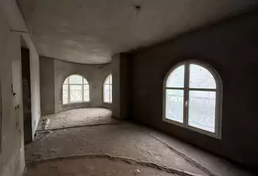 Apartments For sale - 2 rooms - floor 2