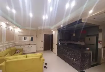 Furnished Apartment For rent - 3 rooms - floor 8