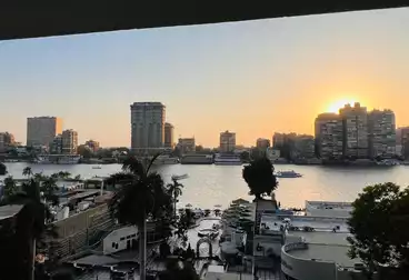 شقق للإيجار - 3 غرف - بالدور 5