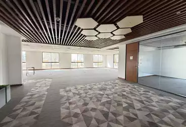 مكاتب للإيجار - 15 غرف - بالدور 1