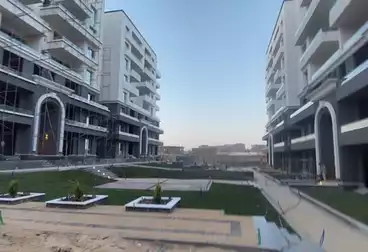 Apartments For sale - 3 rooms - floor 4