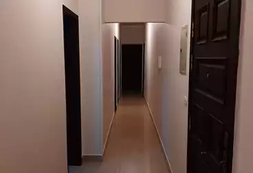 عقارات للإيجار - 3 غرف - بالدور 1