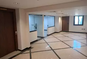 عقارات للإيجار - 1 غرف - بالدور 1