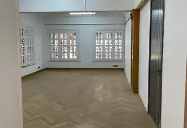 Properties For rent - 8 rooms