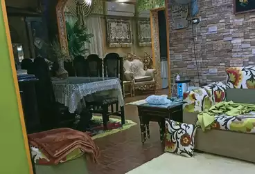 شقق للبيع - 5 غرف - بالدور 4