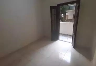 شقق للبيع - 1 غرف - بالدور 1