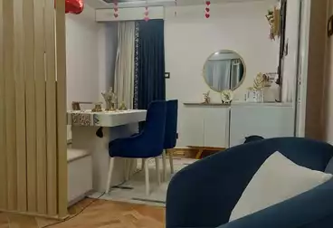 Apartments For sale - 2 rooms - floor 6