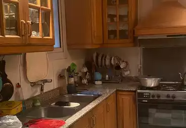 عقارات للبيع - 9 غرف