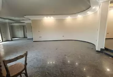 عقارات للإيجار - 15 غرف