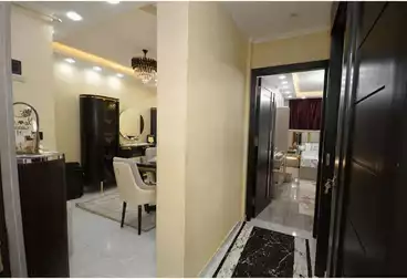 شقق للبيع - 2 غرف - بالدور 5