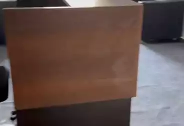 مقر إداري للإيجار - 2 غرف - بالدور 1