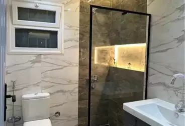 Apartments For sale - 3 rooms - floor 8