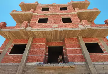 شقق للبيع - 3 غرف - بالدور 1