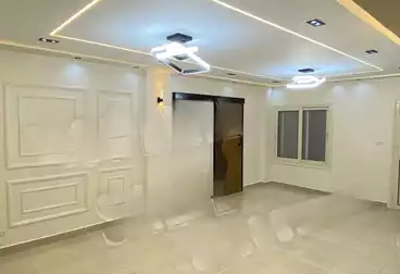 Apartments For sale - 4 rooms - floor 1