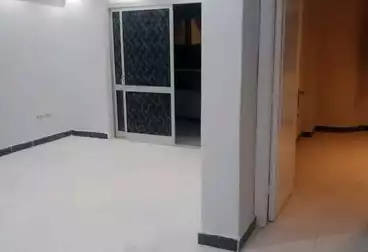 Apartments For sale - 2 rooms - floor 3