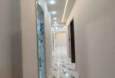 شقق للبيع - 3 غرف - بالدور 2