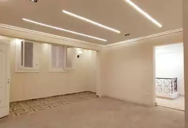 فلل للبيع - 10 غرف - بالدور 2