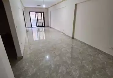 شقق للإيجار - 3 غرف - بالدور 1